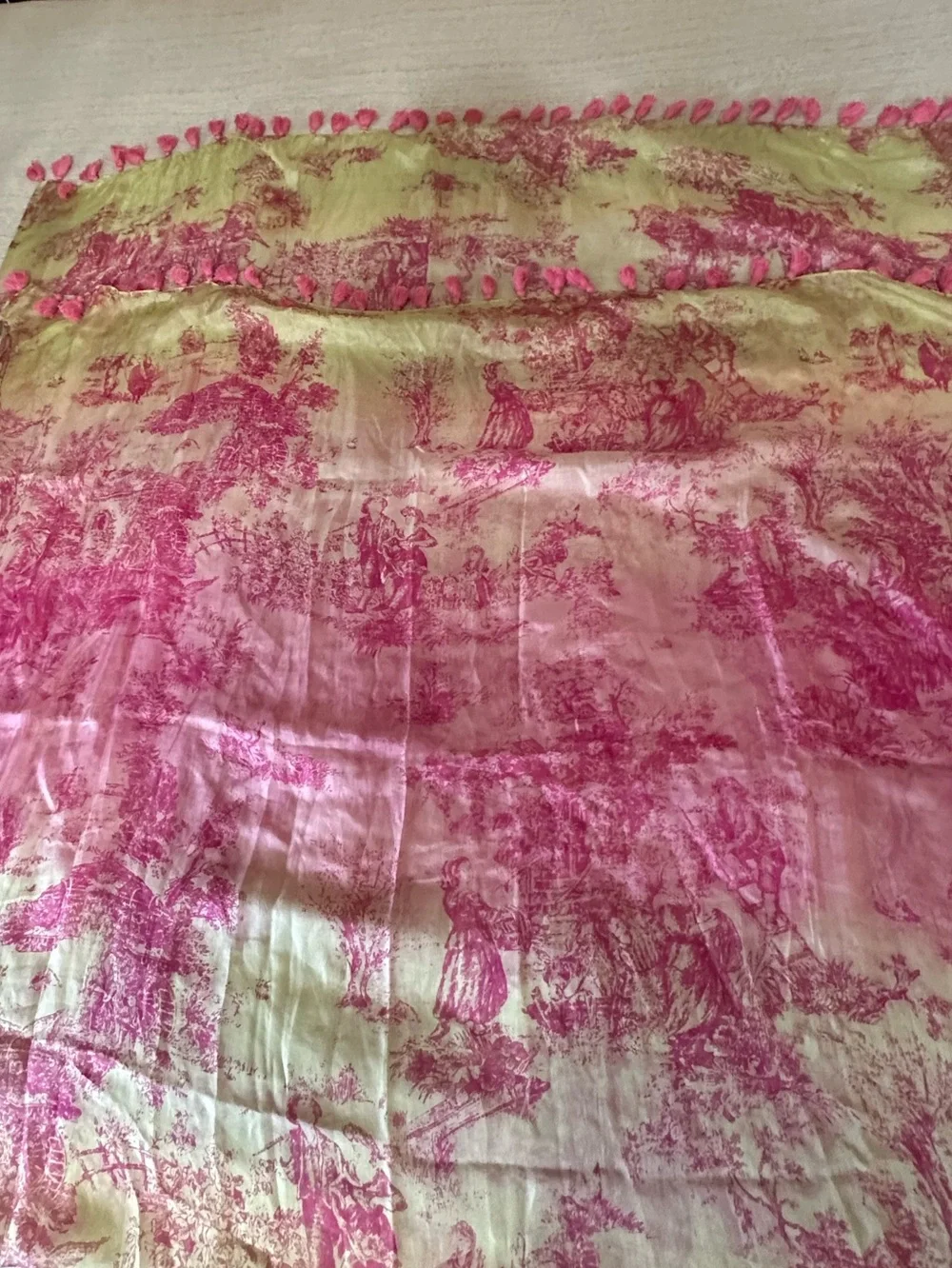 Vintage  Clever Carriage Company 100% Silk Pink & Cream Tassel Scarf 72x48”
